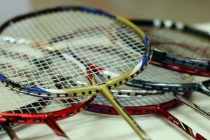 EVOLUCION DE LAS RAQUETAS DE BADMINTON